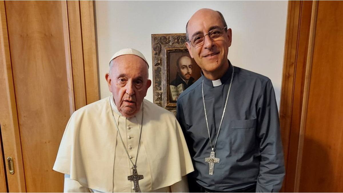 Pope Francis continues to rule the Church from the Gemelli Hospital