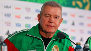 Javier Aguirre lanzó una advertencia a sus jugadores y dijo que ante Corea hay que ganar. Javier Aguirre lanzó una advertencia a sus jugadores y dijo que ante Corea hay que ganar.