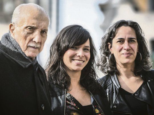 Un retrato cinematográfico. José Martínez Suárez con las cineastas Betina Casanova y Mariana Scarone.