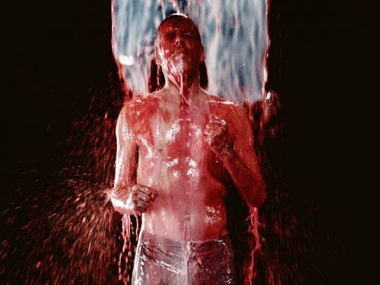 Bill Viola. Inverted Birth, una de las obras que formarán parte de la Bienalsur 2019, con amplia participación de artistas.