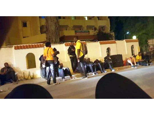 El seleccionado de rugby de Zimbawe durmió en las calles de Túnez porque no les proporcionaron alojamiento.