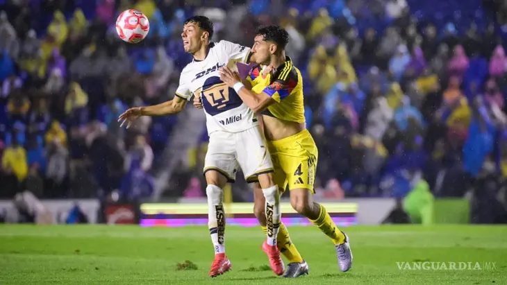 A lo largo de la historia de los torneos cortos, Pumas y América se han enfrentado en siete ocasiones en una Liguilla. En estos enfrentamientos, el balance es muy a favor de las Águilas por 5 triunfos contra 2 derrotas. A lo largo de la historia de los torneos cortos, Pumas y América se han enfrentado en siete ocasiones en una Liguilla. En estos enfrentamientos, el balance es muy a favor de las Águilas por 5 triunfos contra 2 derrotas.