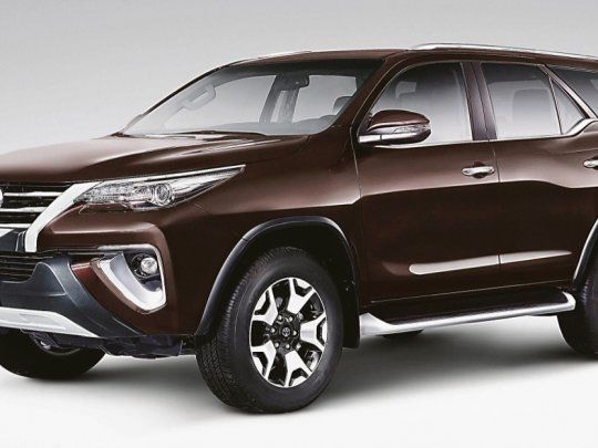 Polémica. El SW4 de Toyota es el centro del reclamo. Para no estar afectado por el impuesto, la marca está vendiendo al modelo sin rentabilidad.