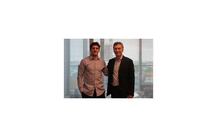 Tomás Cubelli y Mauricio Macri.
