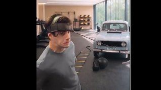 Franco Colapinto contó la verdad detrás del insólito video viral donde mueve un auto con el cuello