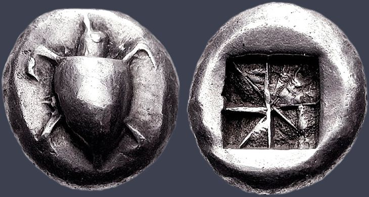 Los quelonios de la Isla de Aegina del 550 A.C. fueron las primeras monedas europeas, estandarizadas y emitidas en serie. La tortuga representa la dualidad Mar/Tierra. Los quelonios de la Isla de Aegina del 550 A.C. fueron las primeras monedas europeas, estandarizadas y emitidas en serie. La tortuga representa la dualidad Mar/Tierra.