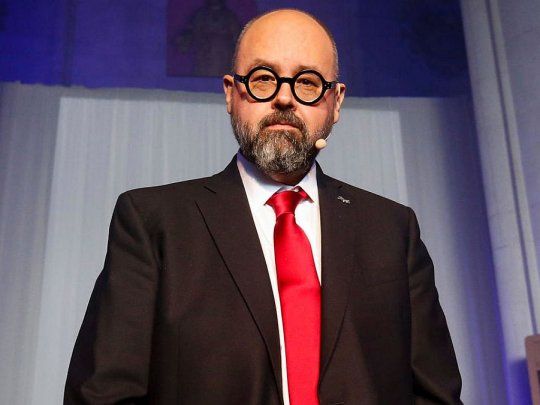 Carlos Ruiz Zafón durante la presentación de una de sus novelas, en 2016.