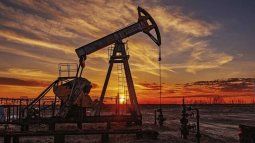 Vaca Muerta dollar and oil with record price: time to invest in energy stocks? Vaca Muerta dollar and oil with record price: time to invest in energy stocks?