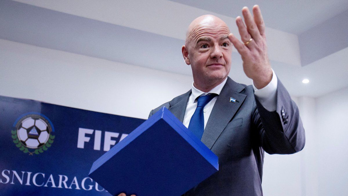 FIFA hardens its fight against multipropiety: there will be no transfer between clubs from the same business group