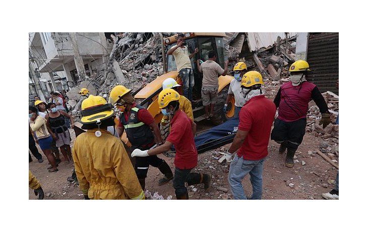 Ecuador: siguen desaparecidos 16 argentinos tras el devastador sismo