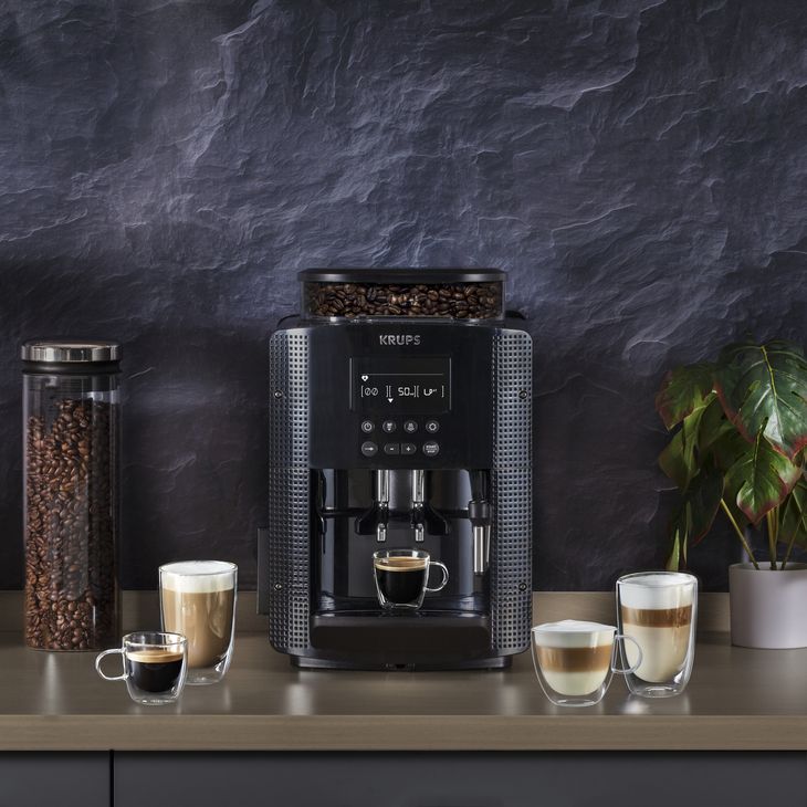 La cafetera de alta gama Krups modelo expresso full auto, que apunta a un segmento de consumidores fanáticos del café premium. 