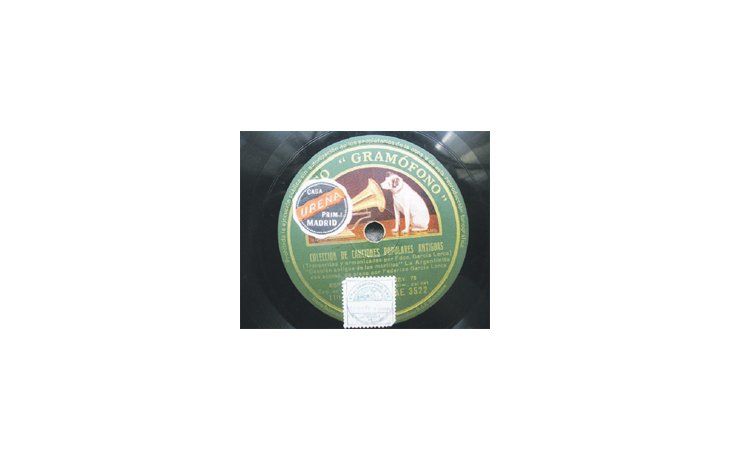 Dos discos que se creían perdidos de García Lorca, que él trajo consigo a Buenos Aires cuando vino en 1933, en la Feria del Coleccionismo.