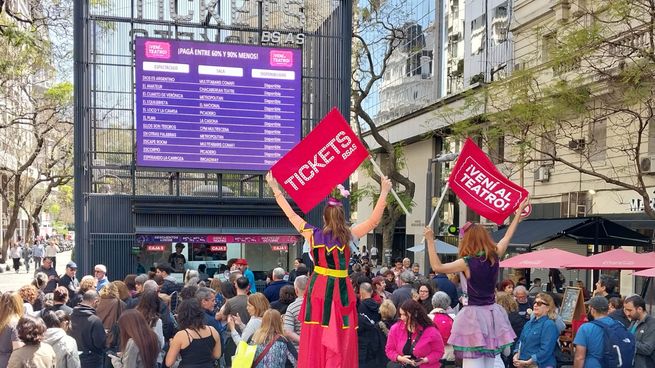 Hoy y el martes próximo en TICKETS BSAS (Diagonal Norte y Cerrito) se pueden adquirir entradas para más de 80 títulos en la iniciativa organizada por AADET,