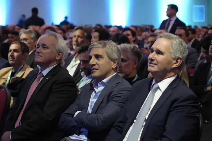 Javier Milei destacó la toma de decisiones de sus ministros.