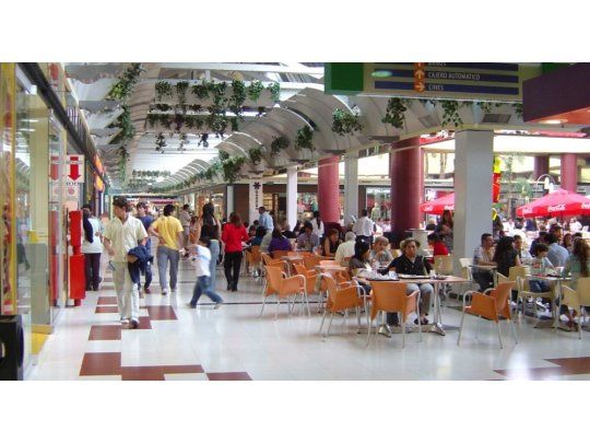 La confianza del consumidor se derrumbó un 24,7% en agosto