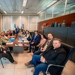 Autoridades del gobierno provincial de San Juan y sindicalistas en la primera reunión paritaria, tras las elecciones legislativas. Autoridades del gobierno provincial de San Juan y sindicalistas en la primera reunión paritaria, tras las elecciones legislativas.