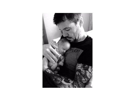 Lorenzo Tinelli fue presentado en sociedad por su padre.