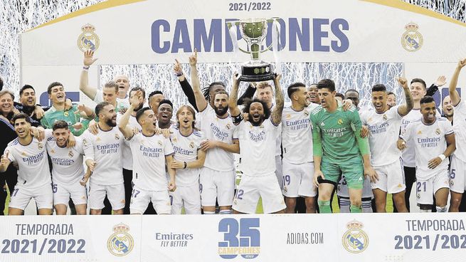 El más rico. Real Madrid, el flamante campeón de LaLiga, manda dentro y fuera de las canchas como marca.