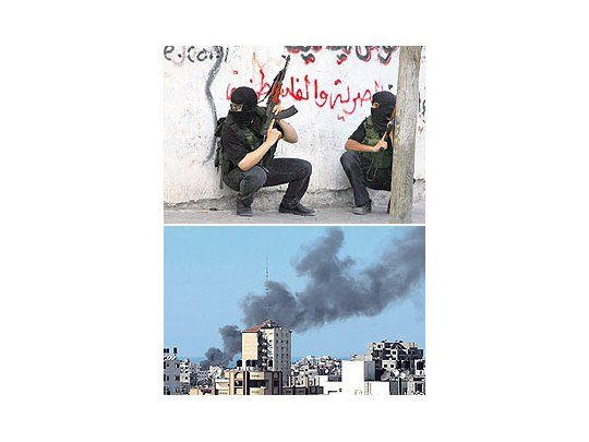 Las imágenes deguerra en Gazano correspondenesta vez achoques entremilicias palestinasy el ejércitoisraelí. Hombresarmados deHamas (arriba)pelean en lascalles con susenemigos de Al-Fatah y atacaroncon misiles ainstalacionesrivales (izquierda).