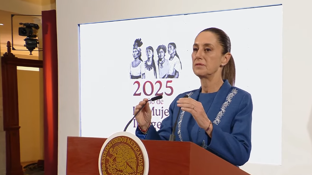 Claudia Sheinbaum habla en una nueva Mañanera del Pueblo.