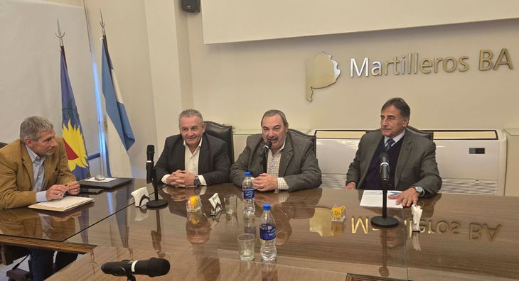 Luis Colao, presidente de los Martilleros bonaerenses habla durante la presentación del proyecto. Ahora esperan que lo trate el Congreso de la Provincia de Buenos Aires