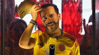De La Espriella, un abogado de 47 años que se presenta como un outsider, propone mano dura contra los grupos armados ilegales y otros crímenes.
