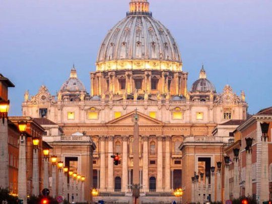 El Vaticano condenó la maternidad subrogada y el cambio de sexo