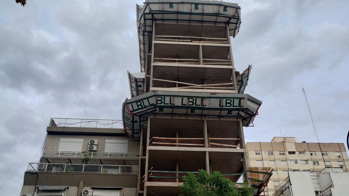 The cost of construction climbed 3.1% in May, driven by salary increases
