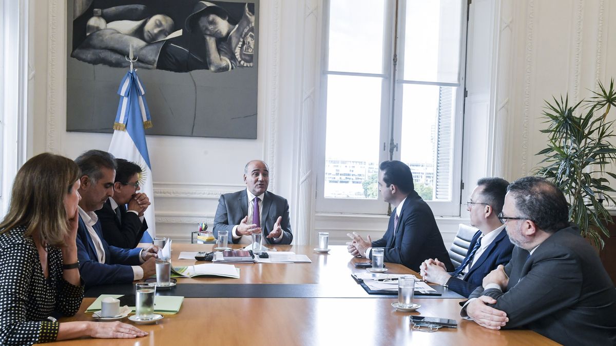 Government met with Volkswagen executives to increase production and employment