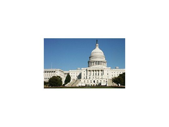 El capitolio de Washington debió ser desalojado tras el descubrimiento de un polvo blanco considerado dudoso