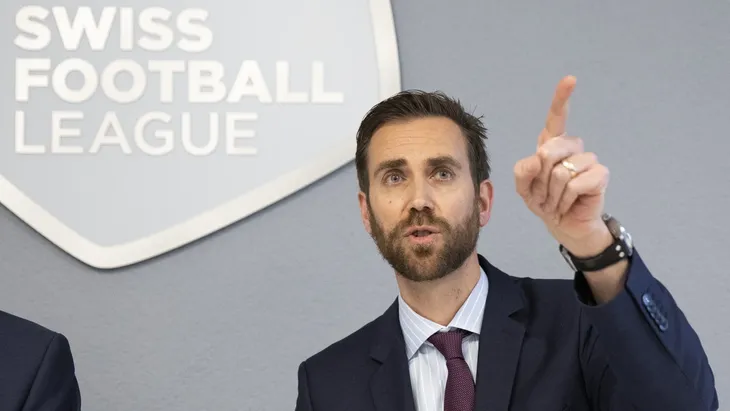 Claudius Schafer, presidente de las ligas europeas, pisió la dimisión de Infantino y afirmó que deben realizarse reformas en la presidencia de la FIFA. 