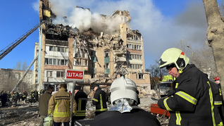 Rusia atacó la ciudad de Ternopil, en Ucrania, dejando al menos 25 muertos y 65 heridos.