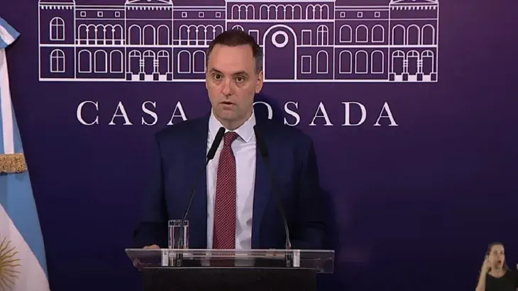 El vocero presidencial anunció las nuevas medidas sobre las manifestaciones. El vocero presidencial anunció las nuevas medidas sobre las manifestaciones.