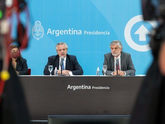 Alberto Fernández lanzó planes para la ciencia