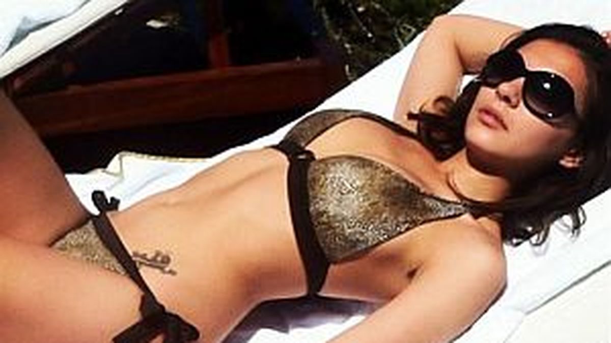 Actriz porno incentiva a delantero con una maratón de sexo