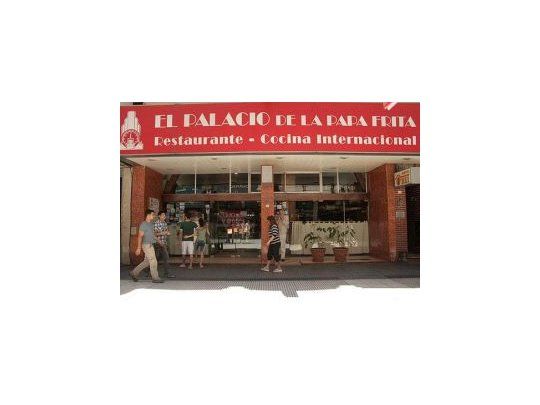 Declararán a El Palacio de la Papa Frita Bar Notable porteño