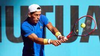 Báez remontó su duelo ante Giron y ahora irá ante Tsitsipas.