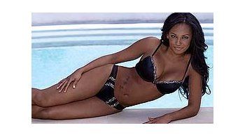 Mel b.