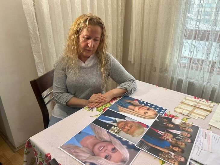 Necla Ozmen busca parecidos entre el clan Trump. Necla Ozmen busca parecidos entre el clan Trump.