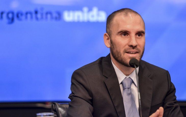 deuda: finanzas anuncio la contratacion de un asesor y dos colocadores para la reestructuracion
