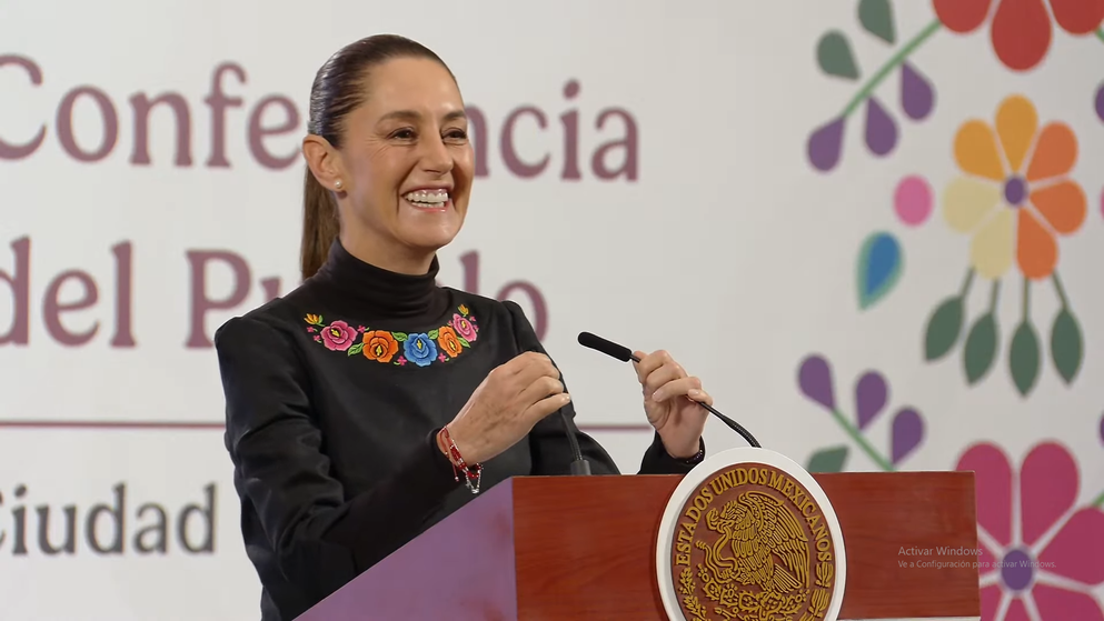 Claudia Sheinbaum habla en una nueva Mañanera del Pueblo.