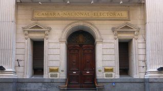 En el voto del juez Borinsky, se puso de manifiesto que la Cámara Federal de Casación Penal constituye, en la estructura judicial, el máximo tribunal penal federal de país. En el voto del juez Borinsky, se puso de manifiesto que la Cámara Federal de Casación Penal constituye, en la estructura judicial, el máximo tribunal penal federal de país.