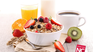 Según la IA, un desayuno equilibrado combina proteínas, carbohidratos complejos y frutas frescas.