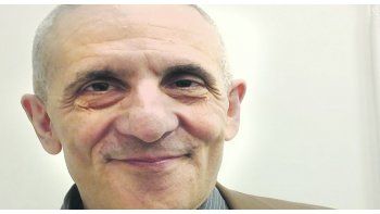 ámbito.com | rieff. “Hay que distinguir entre el uso y el abuso de la memoria. Es un problema difícil de resolver para una sociedad.