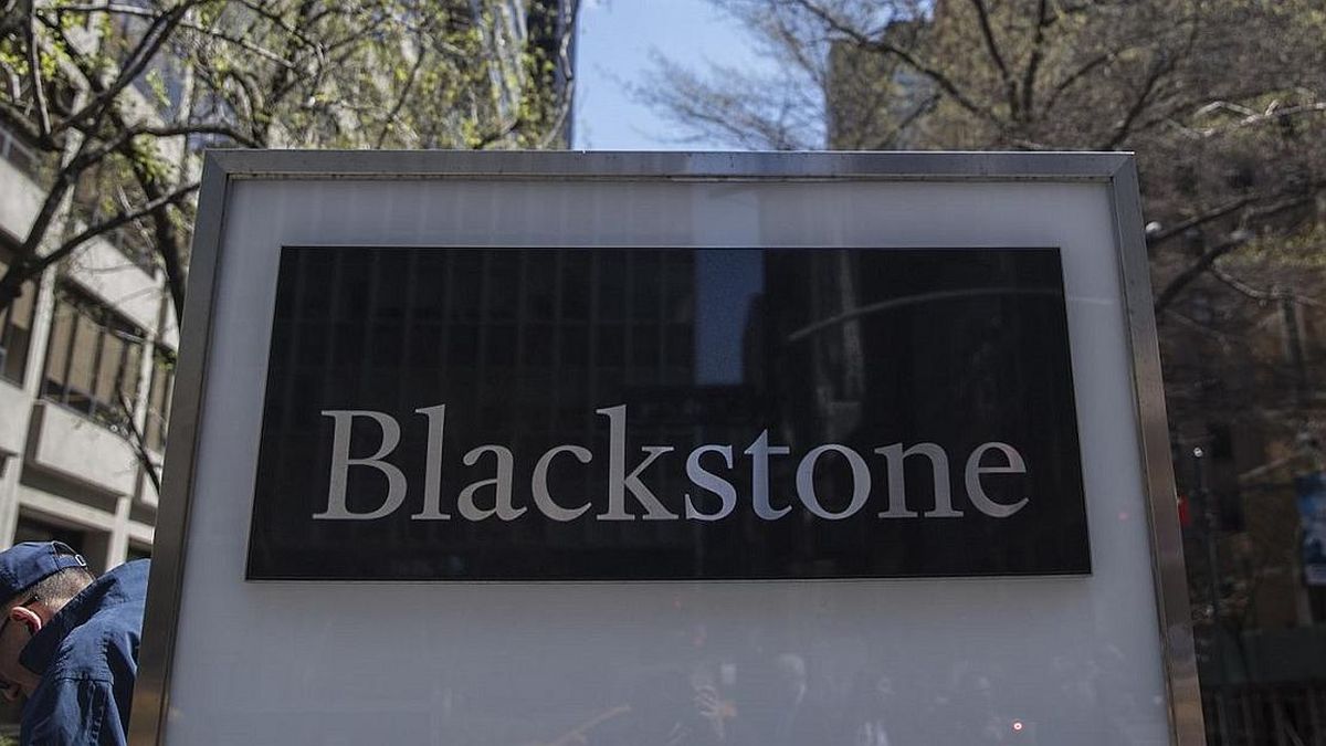 The CEO of Blackstone assures that the US will avoid a recession whoever wins the election