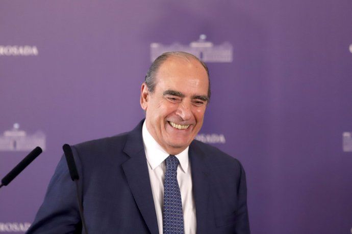 Guillermo Francos quedó a cargo de la Jefatura de Gabinete.