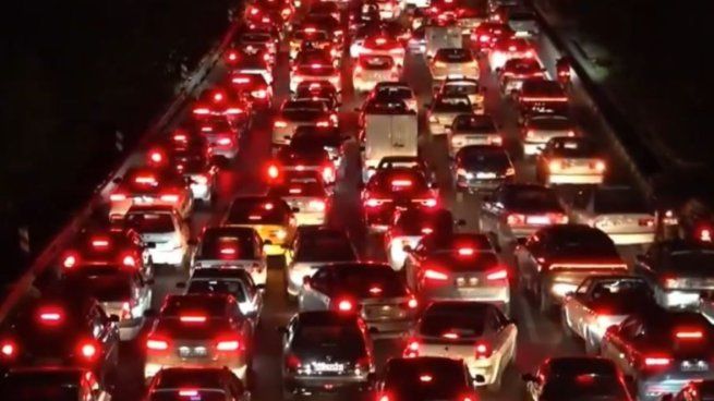 La población de Teherán abandona la ciudad