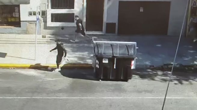 El momento de la fuga de presos de Caballito (captura de cámara de seguridad).