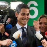 Si bien el conteo oficial terminará la semana próxima, fuentes oficiales ya lo dan a Jetten como vencedor. Si bien el conteo oficial terminará la semana próxima, fuentes oficiales ya lo dan a Jetten como vencedor.