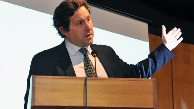 Diego Labat encabezó la apertura de las XXXVIII Jornadas Anuales de Economía.